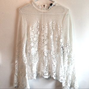 White Project Runway White Lace Top Size Lg